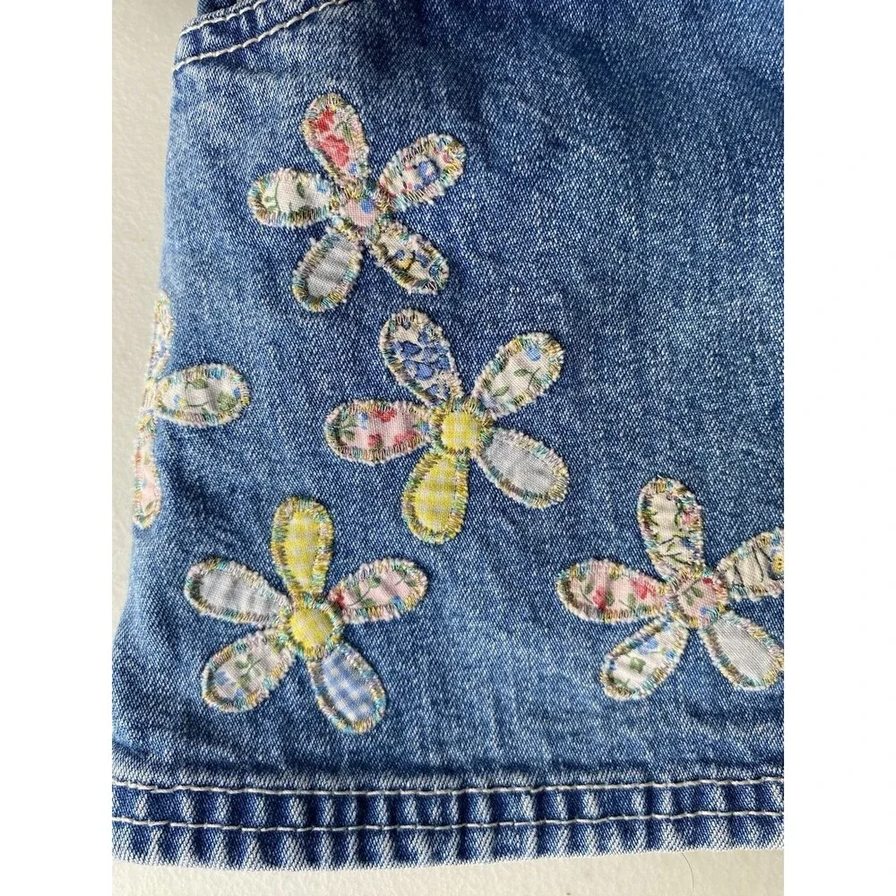 GAP Kids Girls Size 5 Denim Skirt Floral Applique Patchwork Floral Daisy